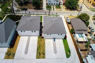 Building Photo - 307 Athenia Dr