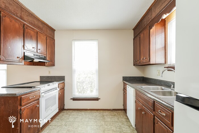 Building Photo - 4182 Kevin Rd