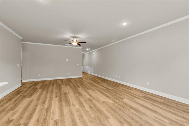Building Photo - 1486 Fern Ridge Ln