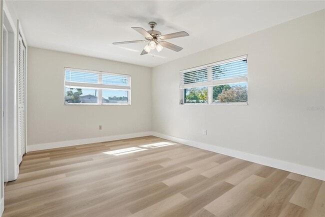 Building Photo - 1801 62nd Terrace S