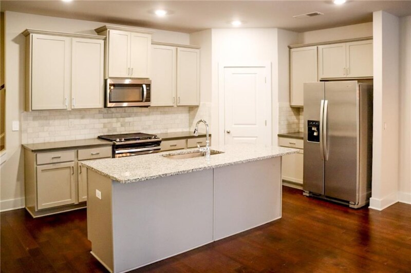 Building Photo - 1317 Heights Park Dr