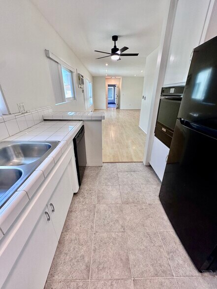 Building Photo - 1601 S Shenandoah St