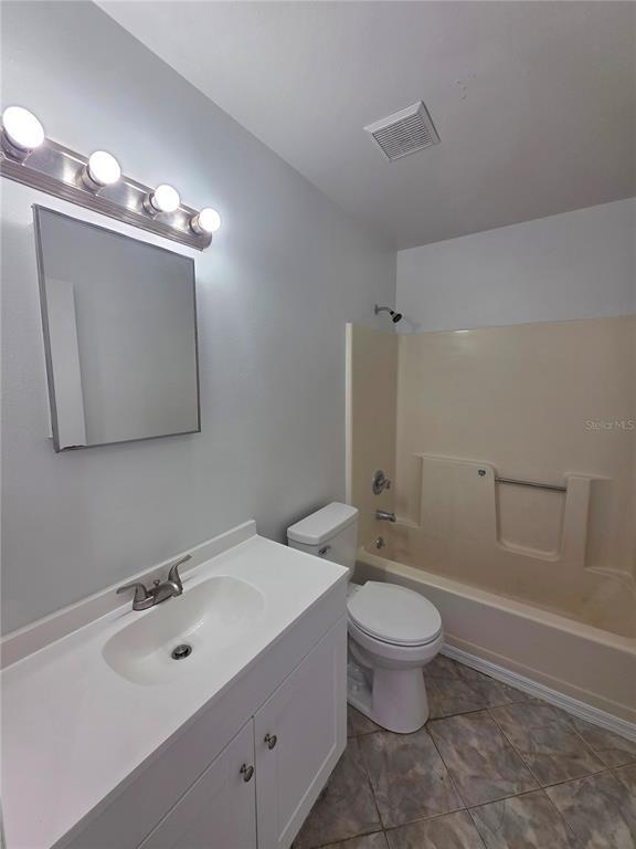 Building Photo - 2065 NE 59th St