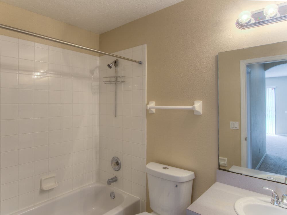 Building Photo - 671 Hardwood Cir