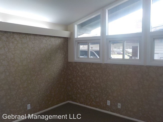 Building Photo - 3 br, 1.5 bath House - 1814 Penbrook Ln