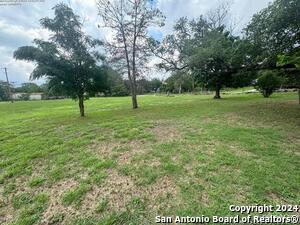 Building Photo - 440 Cedar Springs Dr