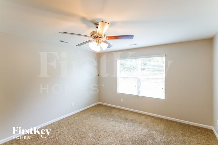 Building Photo - 11485 Cedar Glades Dr