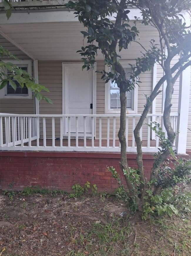 Primary Photo - 840 Orville Ave