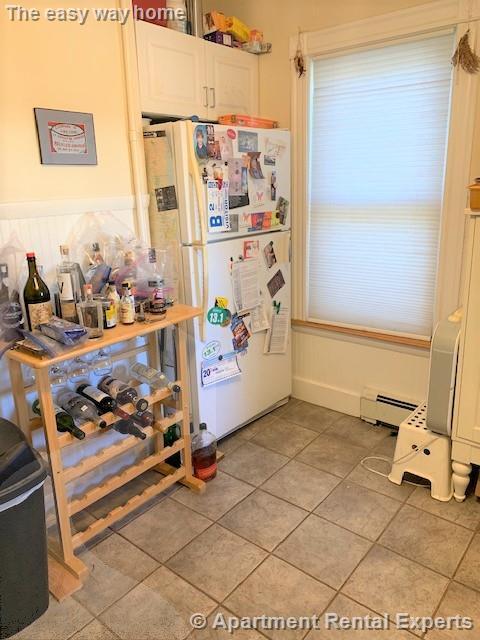 Building Photo - 68 Alpine St