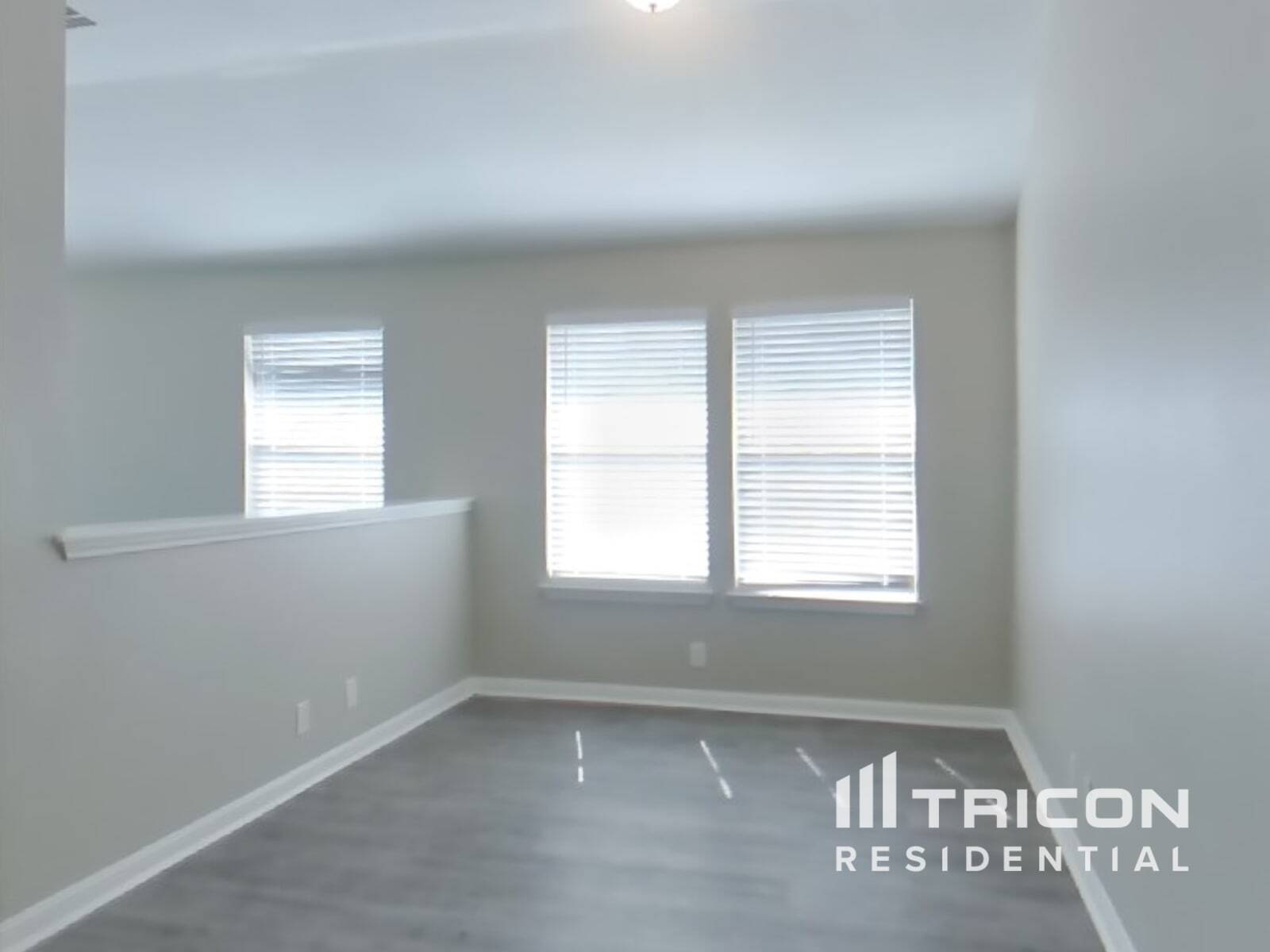 Building Photo - 8527 Rita Blanca Dr