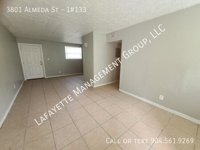 Building Photo - 3801 Almeda St