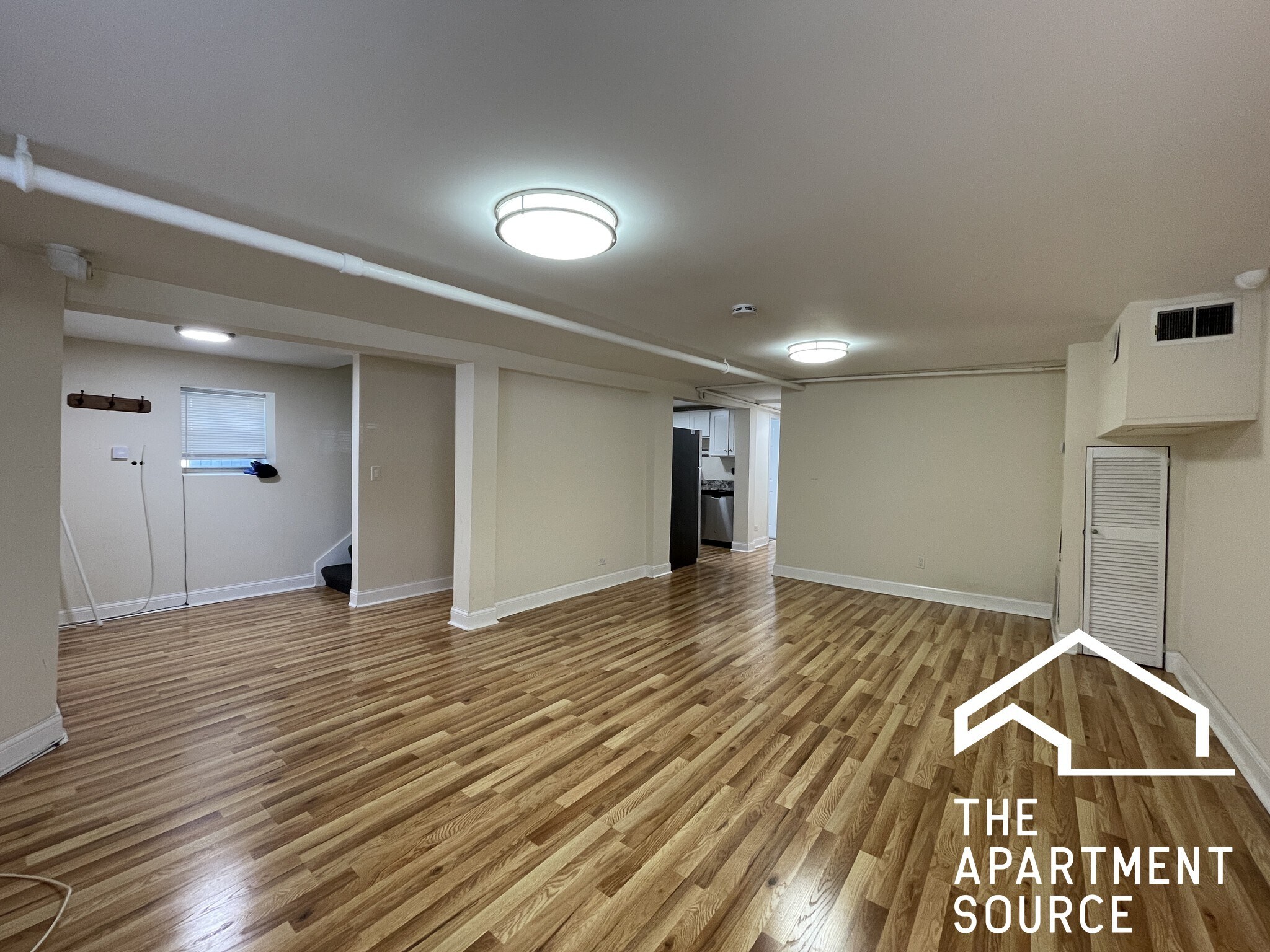 Building Photo - 2501 N Kimball Ave