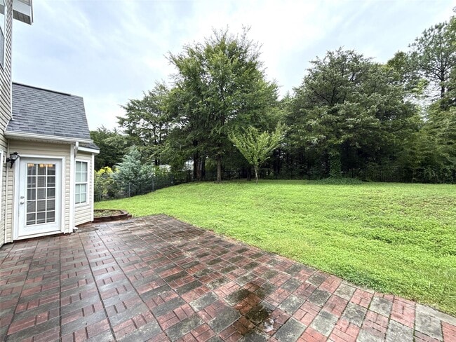 Building Photo - 1113 Cooper Ln