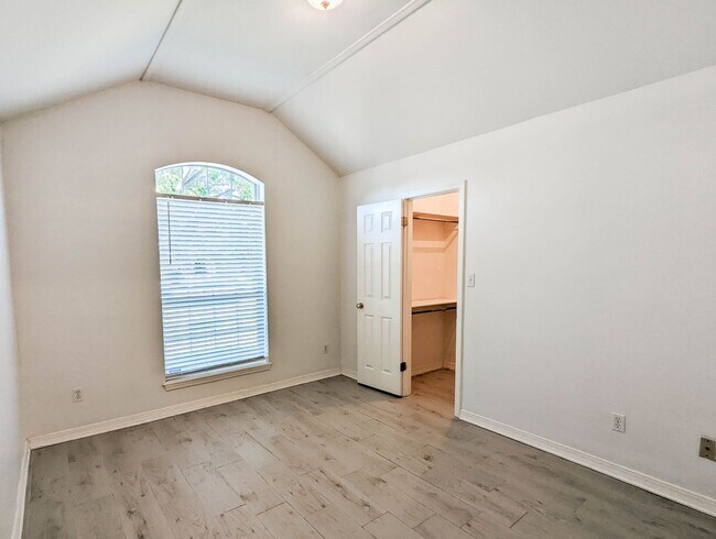 Building Photo - Move-in Ready 3 bed/ 2 bath home in South Bossier