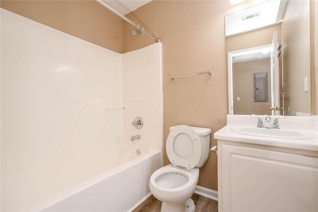 Building Photo - 102 Timber Ridge Dr