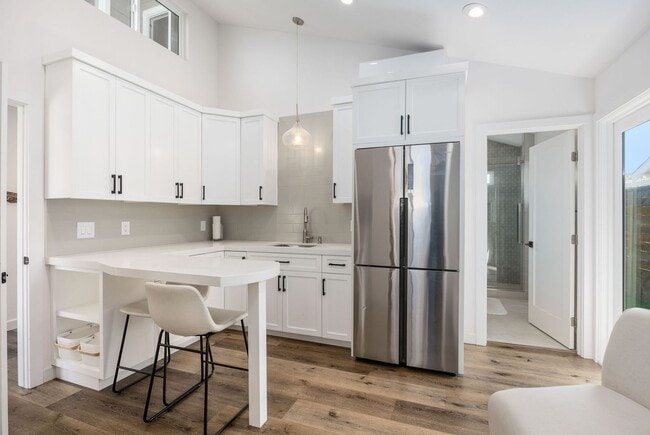 Building Photo - Enjoy the view from this 4 bedroom home with solar and overlooking the lagoon in quiet neighborhood