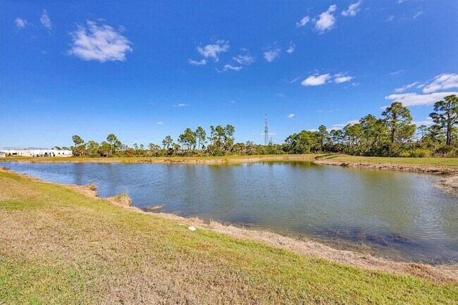 Building Photo - 11314 Pinot Dr