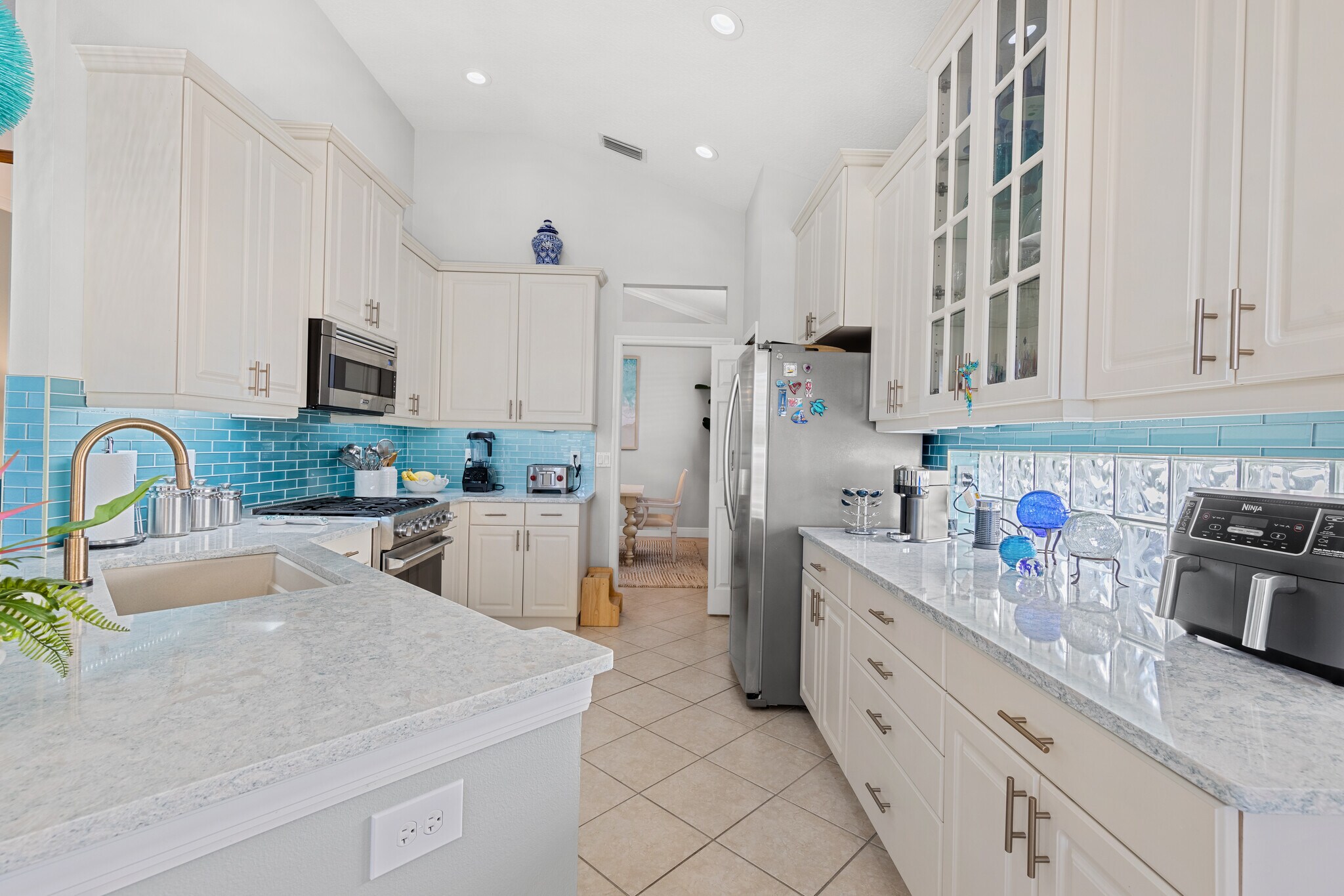 Building Photo - 7236 Orchid Island Pl