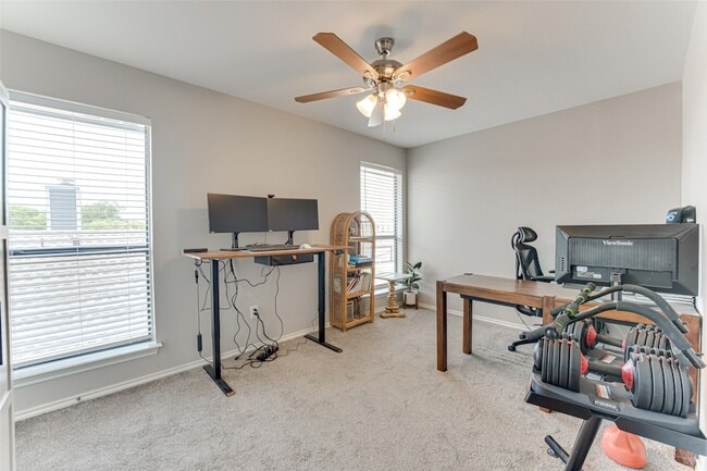 Building Photo - 6801 Alissa Dr