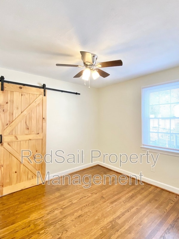 Building Photo - 619 Brewer St