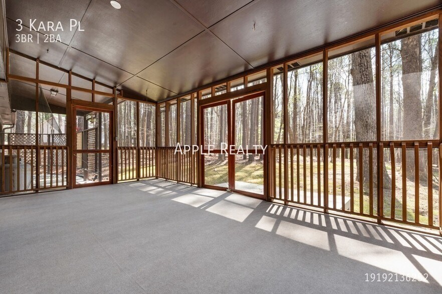 Building Photo - 3 Kara Pl