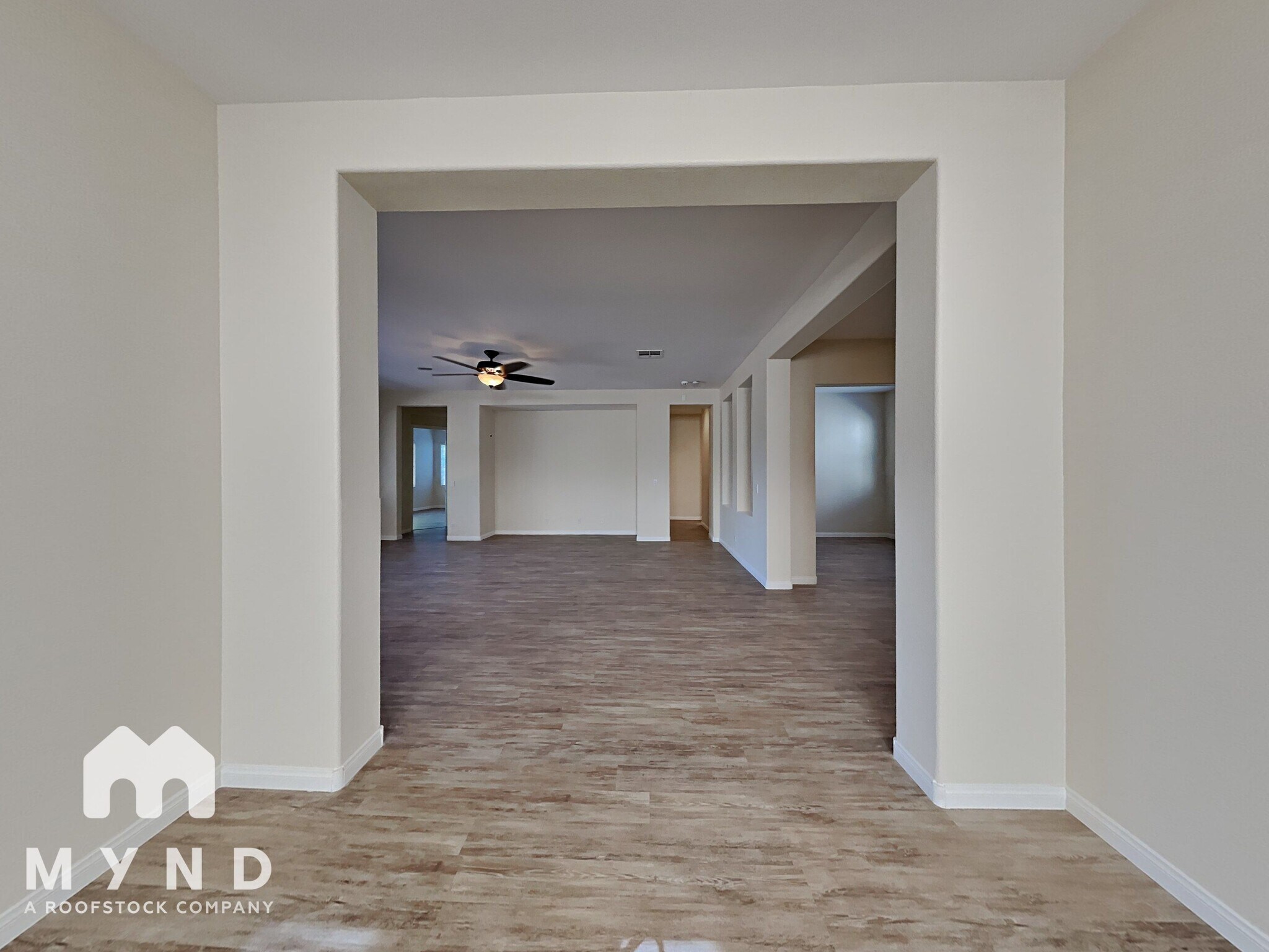 Building Photo - 6524 Greenlet Ave