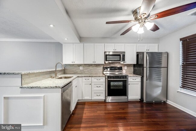 Building Photo - 1592 Lodge Pole Ct