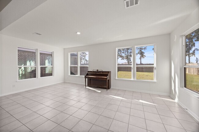 Building Photo - 25619 Cartington Ln
