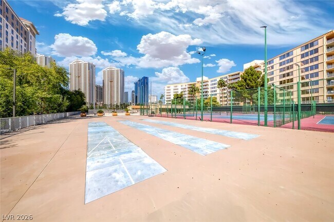 Building Photo - 205 E Harmon Ave