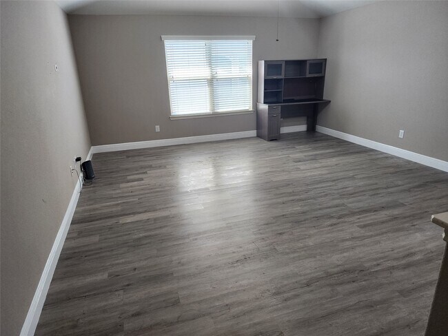 Building Photo - 26335 Fiona Sky Ln