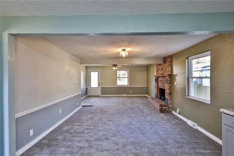 Building Photo - 711 S Northern Blvd