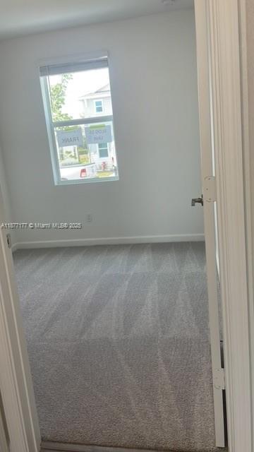 Building Photo - 871 SE grovebush Ln