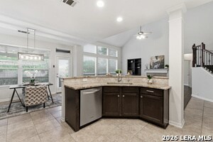 Building Photo - 922 Desert Bluff