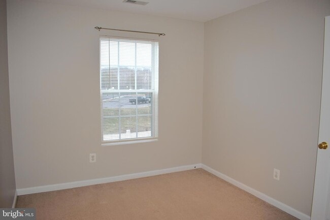 Building Photo - 203 Kadies Ln