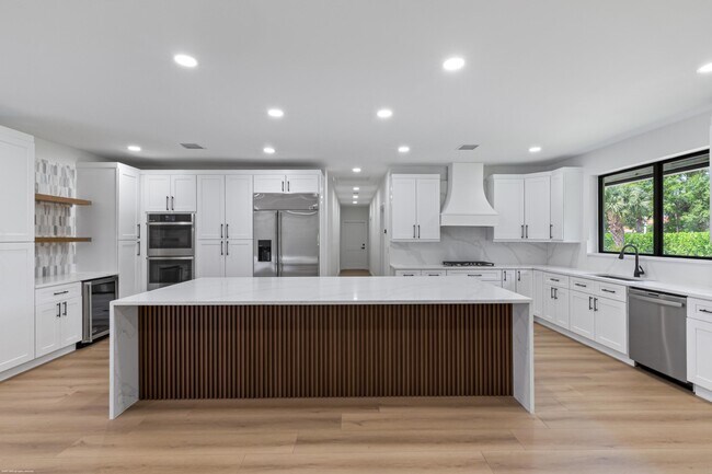 Building Photo - 13453 Doubletree Trail