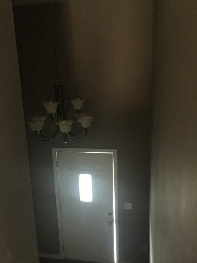 Building Photo - 2175 Maple Acres Rd