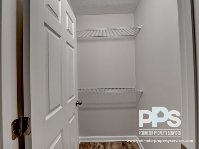 Building Photo - 217 Lampkin St NE