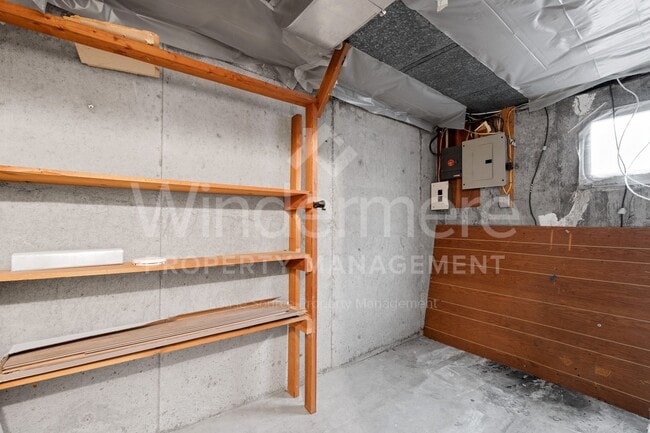 Building Photo - 11321 E Springfield Ave