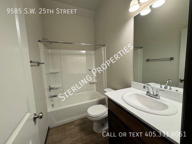 Building Photo - 9585 SW 25th St