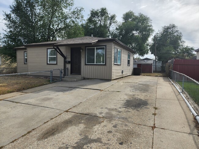 Building Photo - 4235 W 5615 S