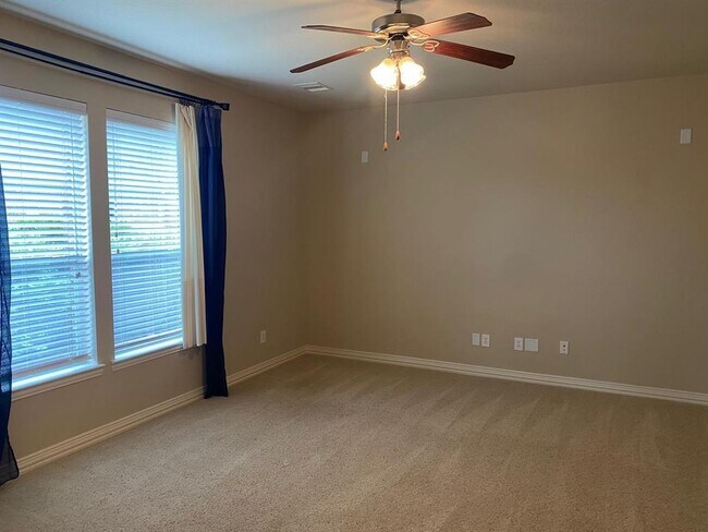 Building Photo - 2506 Orchid Creek Dr