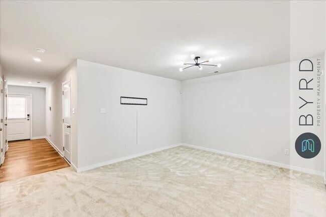 Building Photo - 3380 Dewsberry Ln