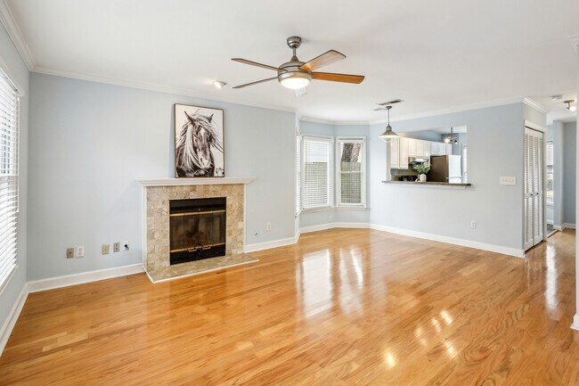 Building Photo - 1002 Defoors Landing NW