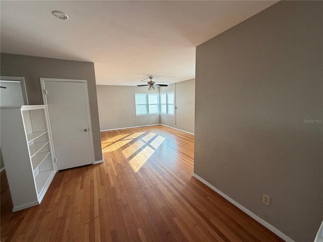 Building Photo - 321 Ribault Ave