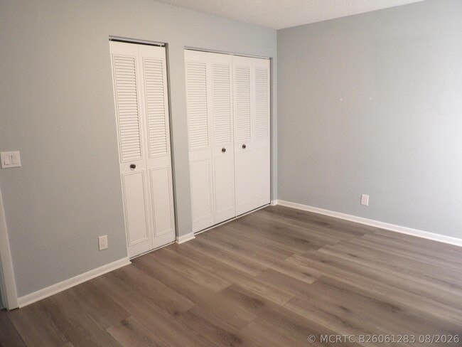 Building Photo - 606 Sea Pine Way