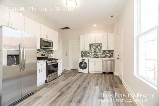 Building Photo - 2248 W 21st St