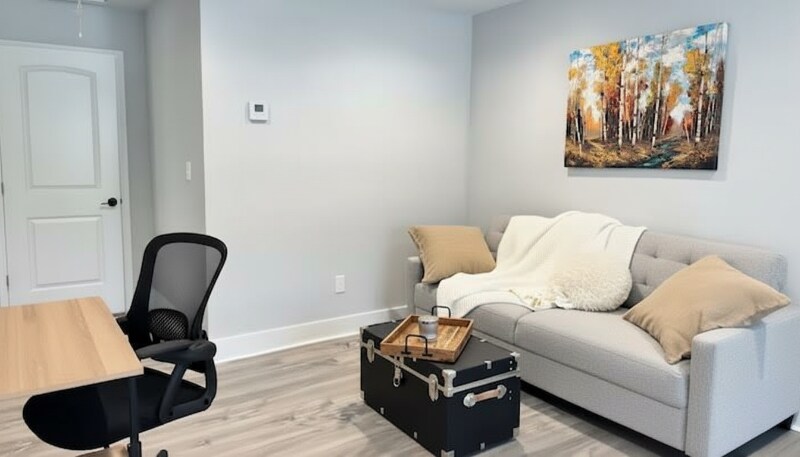 Building Photo - 2393 Highpoint Rd