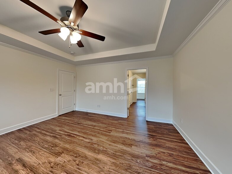 Building Photo - 5448 Lake Water Ct