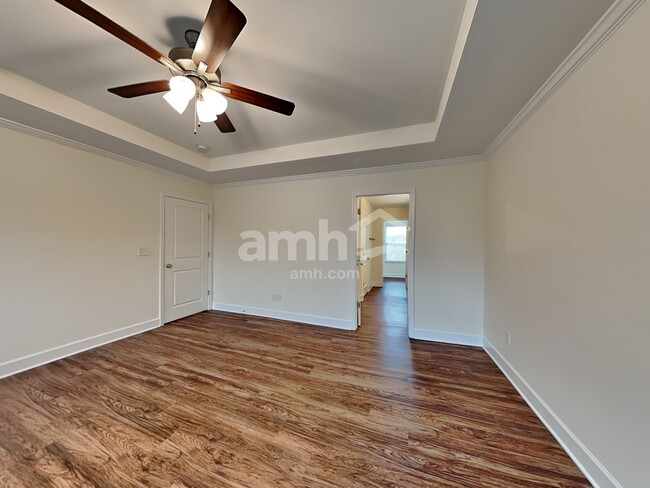 Building Photo - 5448 Lake Water Ct