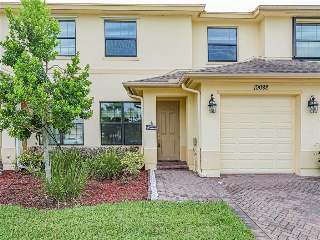Building Photo - 10092 W Villa Cir